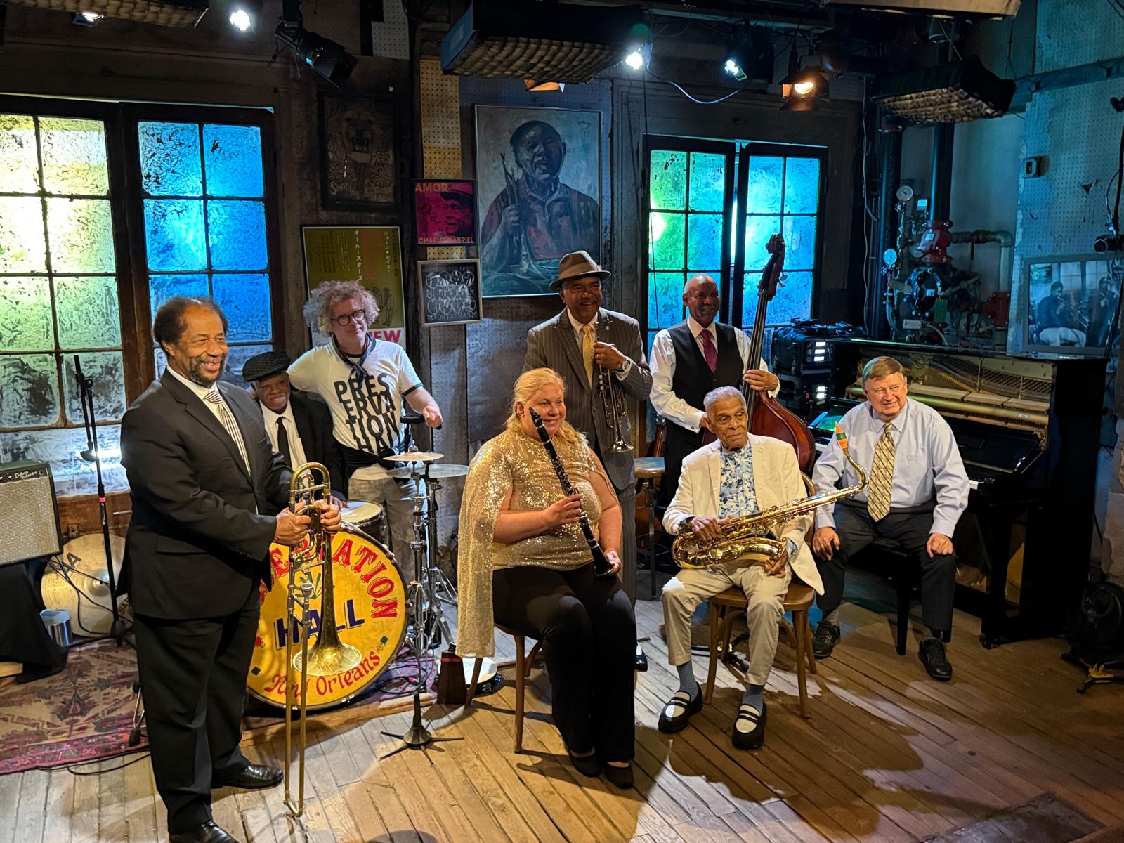 The full band, between sets